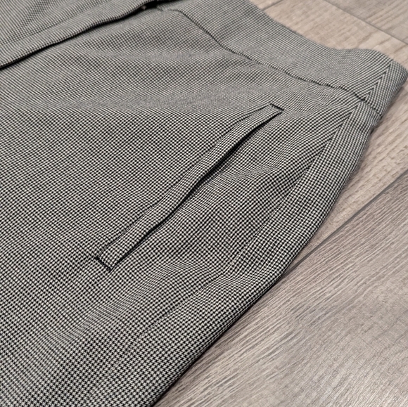 Aritzia Little Moon  Houndstooth Pants - Picture 2 of 7